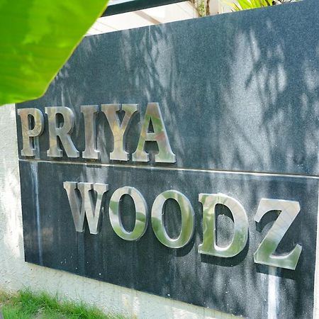 Priya Woodz Homestay, 蒂鲁帕蒂 外观 照片