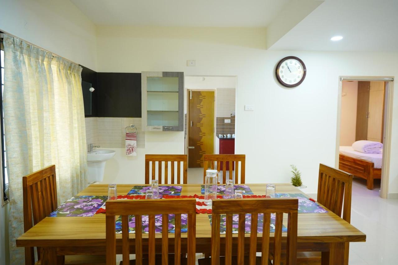 Priya Woodz Homestay, 蒂鲁帕蒂 外观 照片